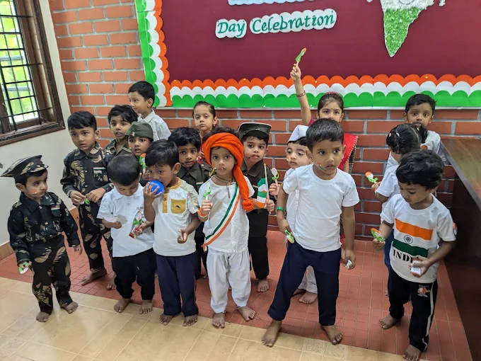 Children in costume for Independence Day celebration